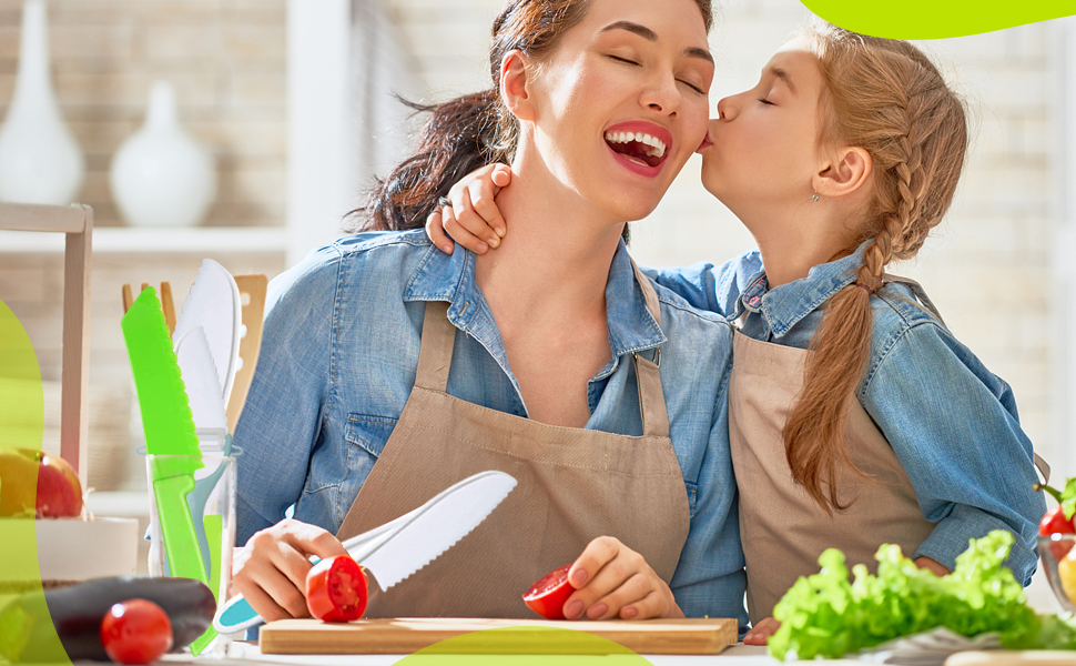 children-safe kitchen set